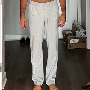 H&M Men’s Light Gray Pull-On Dress Pants – Size M